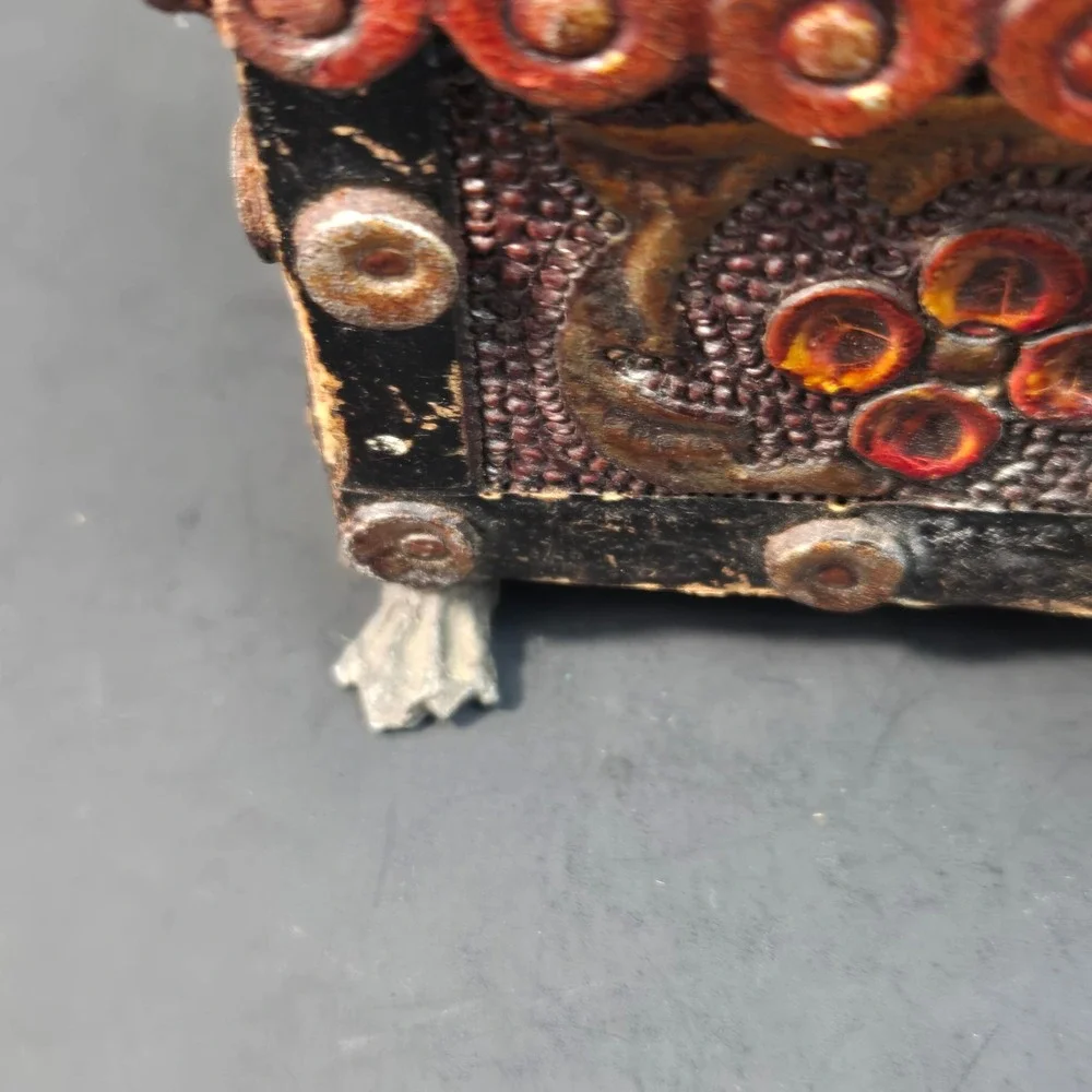 Antique Peruvian Tooled Leather Dome Chest Vintage Trinket Box Claw Feet 5